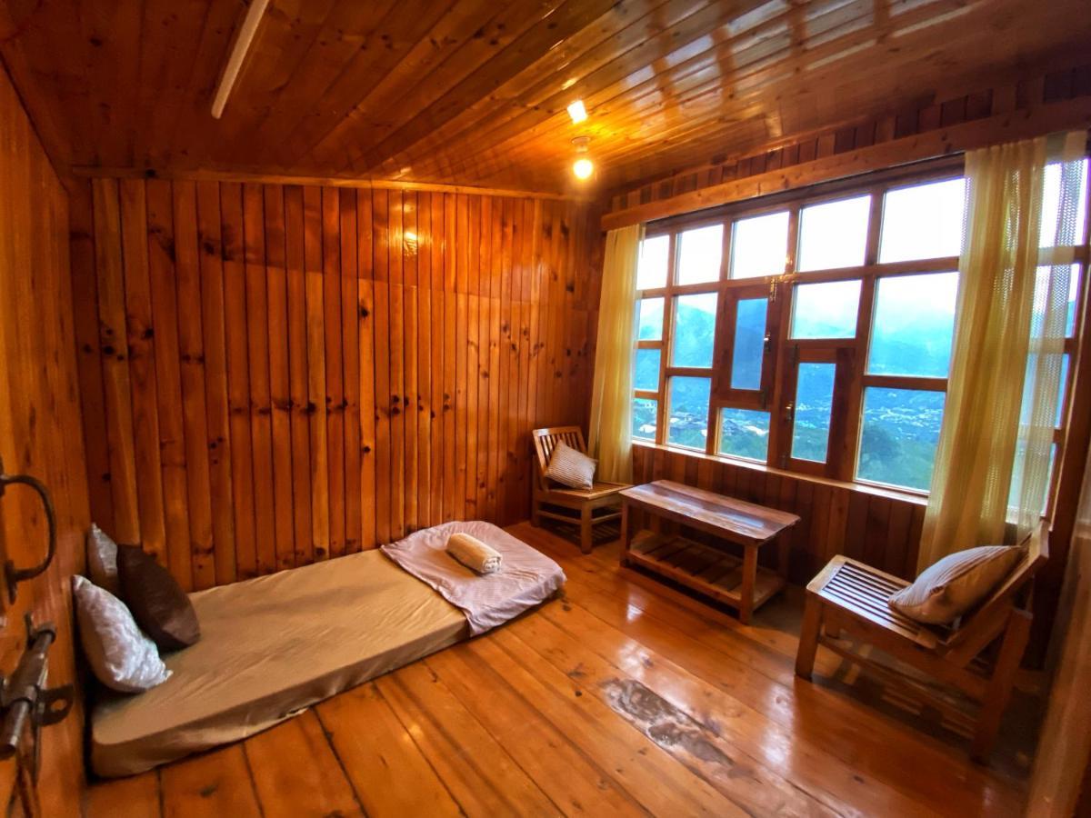 Pine Tower Inn 马拉里 外观 照片